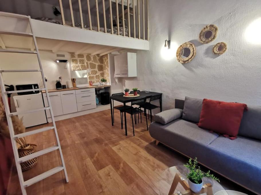 Centre Ville Montpellier - Appartement Au Coeur De L'Ecusson ภายนอก รูปภาพ